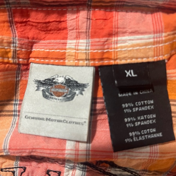 Women’s Harley Davidson button-down - Picture 3 of 4